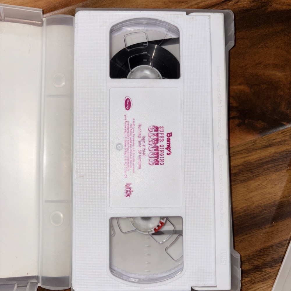 Barney Classic Collection VHS Lot of 4 White Tapes Tested and Works - Picture 3 of 13